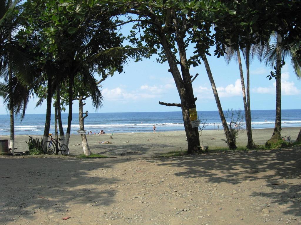Coral Hill Bungalows Cahuita Exterior foto